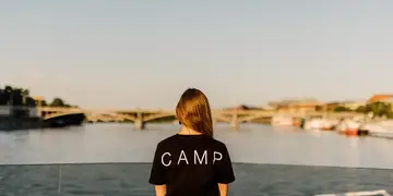 Projížďka lodí s tlumočením a přepisem